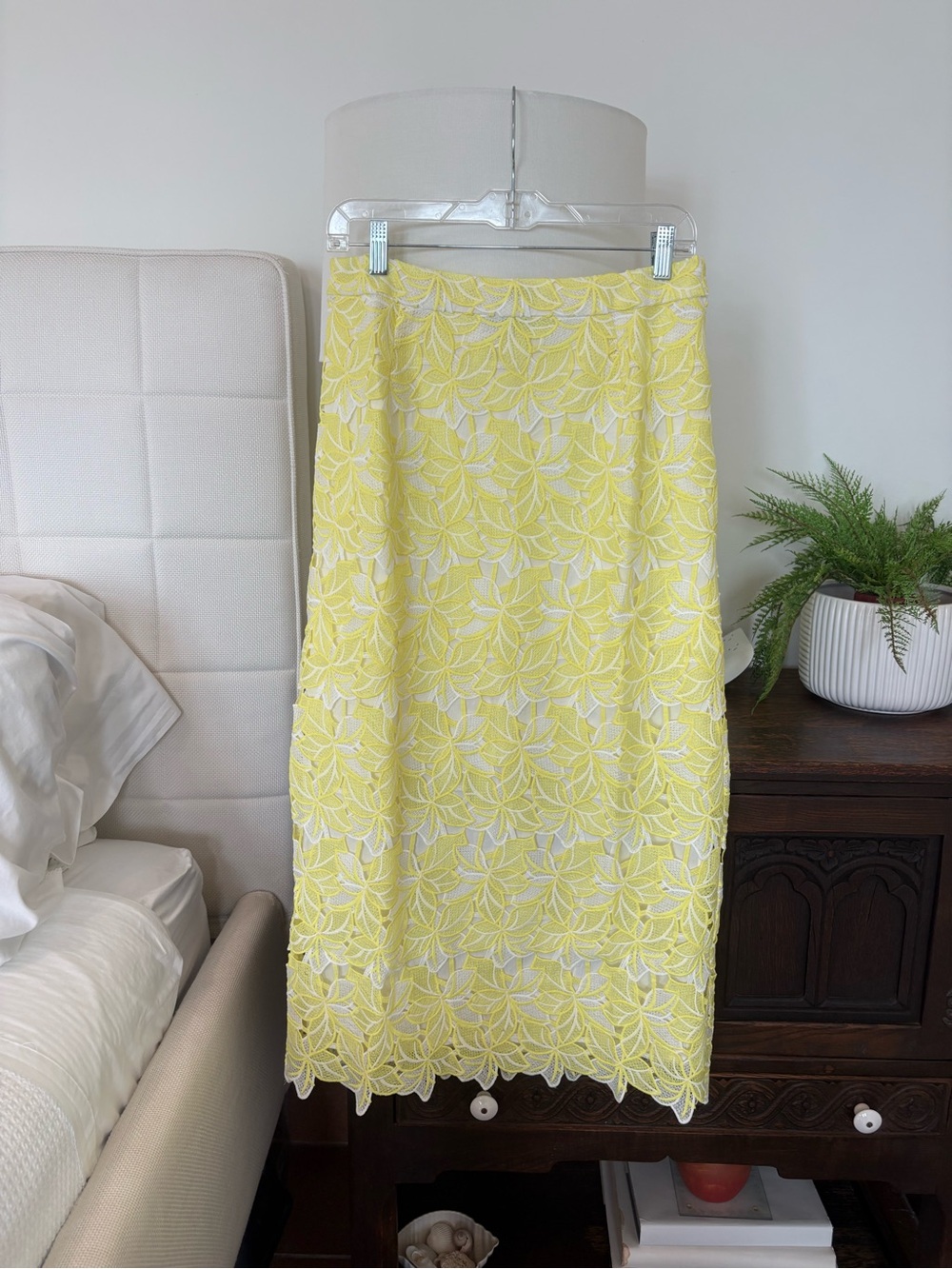 NWT Anthropologie Buttercup Eyelet Yellow Floral Lace Midi Skirt M
